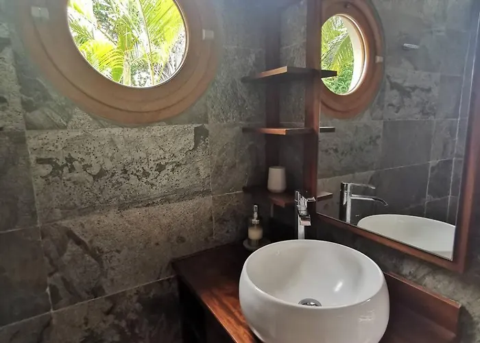 Cottage Ocean Classee 3 Etoiles - Acces Direct A L'Esplanade De Boucan Canot Et Sa Vie Balneaire - Saint-Gilles-Les-Bains